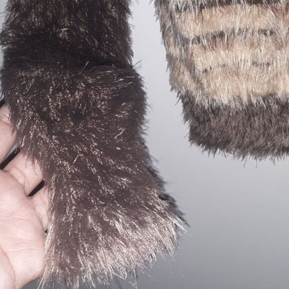 Double Zero Brown Eyelash Sweater Top Size Small - Picture 5 of 6